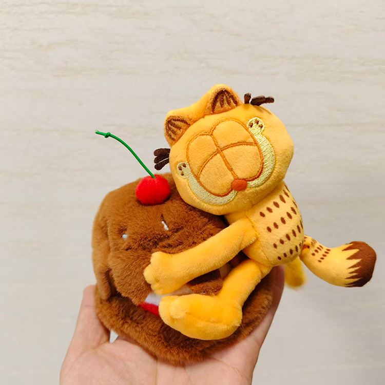 10CMオリジナルガーフィールドペンダントぬいぐるみおもちゃ - Cat Toys のレビューと価格